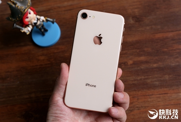 苹果首款双摄手机落幕！iPhone 7 Plus、iPhone 8被列入过时产品